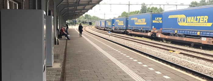 Station Sittard is one of Haarlem - Sittard.