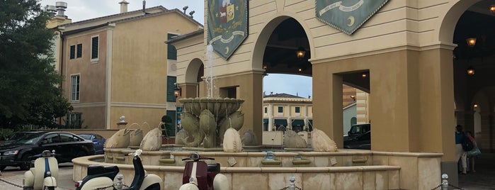 Portifino Galleria is one of The Arts.