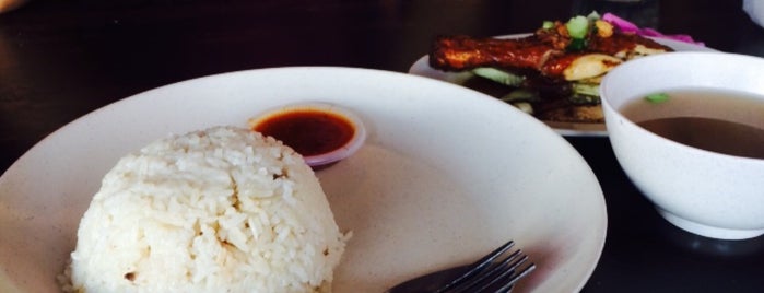 Nasi Ayam Gemas is one of Makan @ Sbk. Bernam/K. S'gor/K. Langat #1.