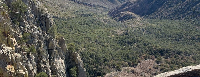 Emory Peak is one of Lugares favoritos de Melanie.