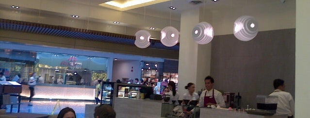 Tokyo Café is one of Tempat yang Disukai Hērliiiii.