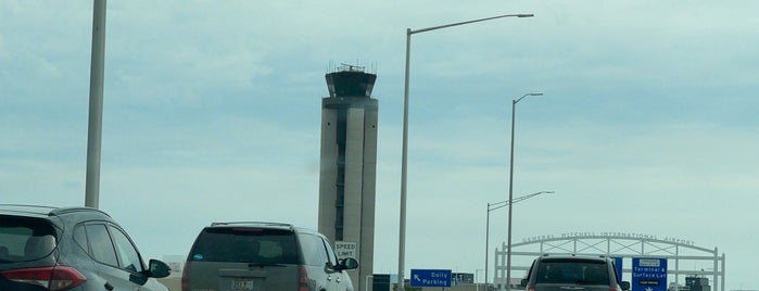 Mitchell International Airport Ticketing is one of Chicago Milwaukee.