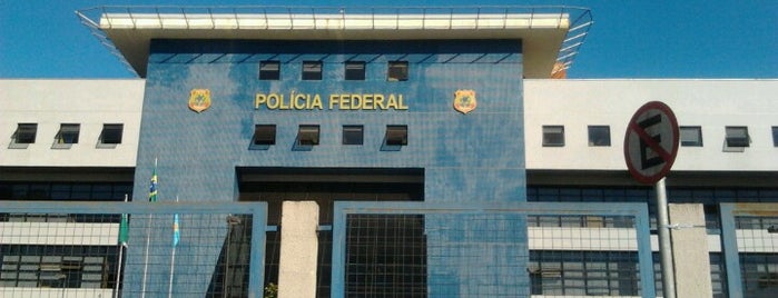 Polícia Federal - DPF/PR is one of สถานที่ที่ Maa ถูกใจ.