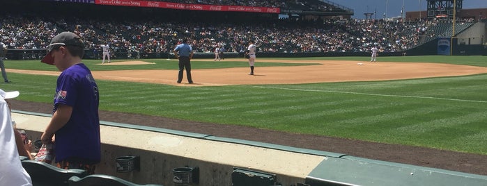 Rightfield Grass At Coors Field is one of Locais curtidos por Matthew.