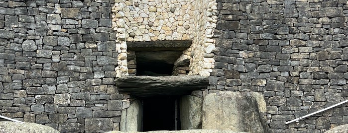 Newgrange Monument is one of Go back to explore: Ireland.