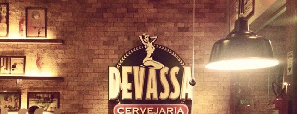 Cervejaria Devassa is one of Locais com Cervejas Especiais.