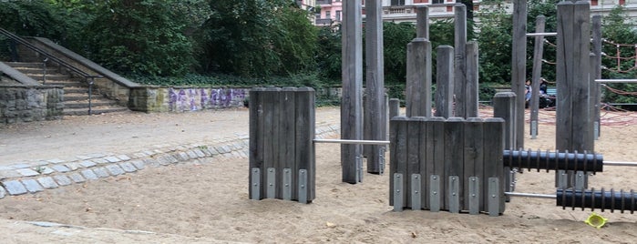 Spielplatz Chamissoplatz is one of Posti che sono piaciuti a Sevil.