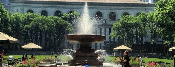 Bryant Park is one of NYC Summer Activities.