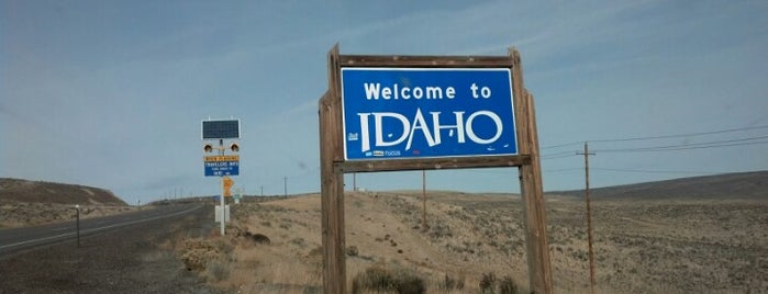 Idaho-Nevada Border is one of Ryanさんのお気に入りスポット.