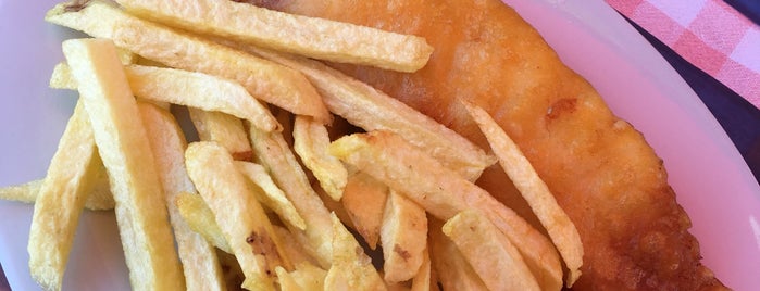 Salty's Fish & Chips is one of Serko 님이 좋아한 장소.