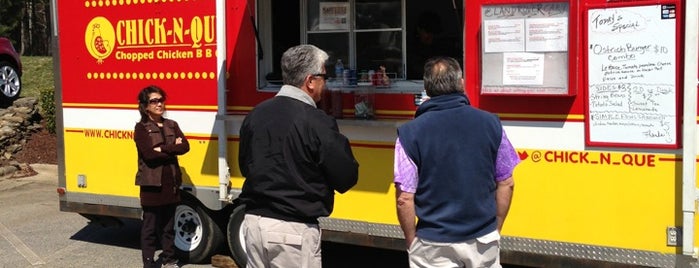 Chick-N-Que is one of Triangle Food Trucks.