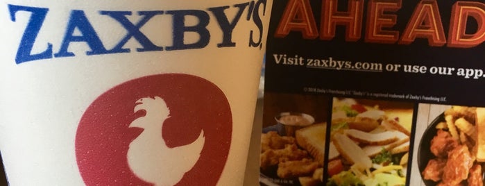 Zaxby's Chicken Fingers & Buffalo Wings is one of Posti che sono piaciuti a Chester.