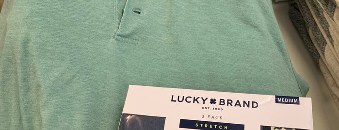Lucky Brand is one of harápos.