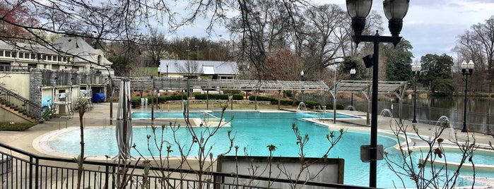Piedmont Park Aquatic Center is one of Places to take chicks.