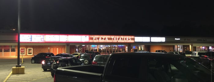 University Plaza Theaters is one of Tempat yang Disukai Gregg.