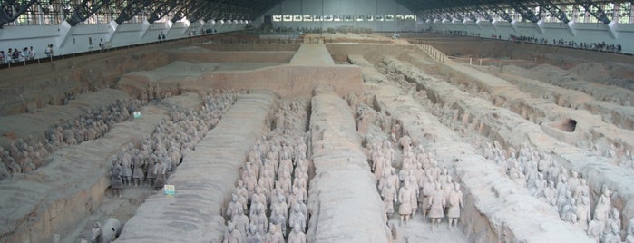Museum of the Terracotta Warriors and Horses of Qin Shihuang is one of WW.