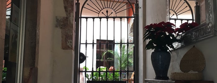 Hotel Antigua Casa De Música is one of Pasos por Guanajuato.