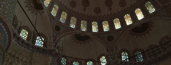 Sultan Ahmet Camii is one of Taniaさんのお気に入りスポット.