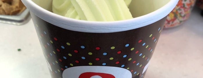 Red Mango is one of Hollyさんのお気に入りスポット.