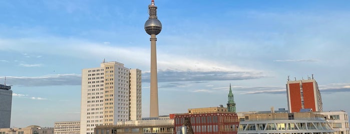 Hotel ZOE Rooftop is one of Berlin.