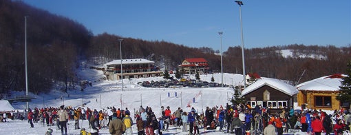3-5 Pigadia Ski Center is one of Ski resorts.