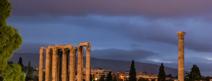 Temple of Olympian Zeus is one of Visit Greece 님의 팁.
