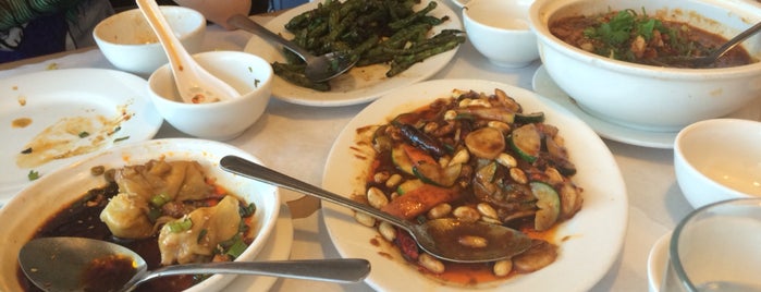 Da Sichuan Restaurant is one of Caroline’s Liked Places.