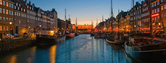 Canal Tours Copenhagen is one of Copenhagen TODO.