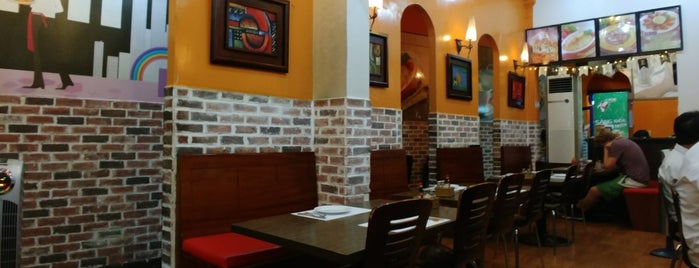 Pizza Inn is one of Đồ ăn sài gòn.