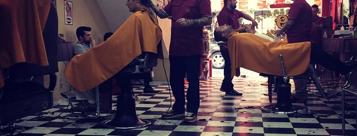 Barbearia Nápoles is one of Willさんのお気に入りスポット.