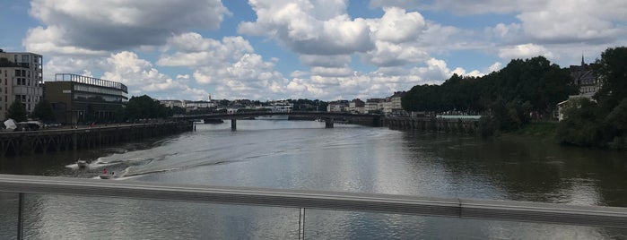 Passerelle Victor-Schoelcher is one of Guide to Nantes's best spots.