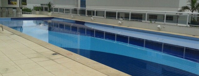Quality Hotel Manaus is one of Locais curtidos por Atila.