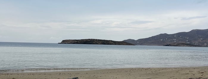 Παραλία Κόμητο is one of Syros Island.