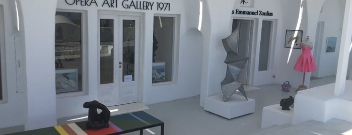 Opera Art Gallery is one of Santorini.