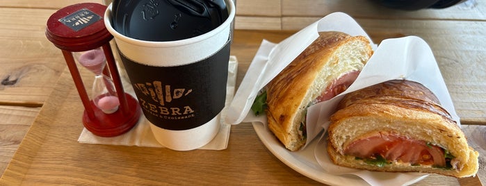 Zebra Coffee & Croissant is one of Tempat yang Disukai 🍩.