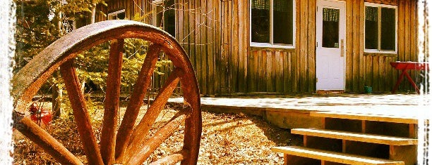 Cabane à sucre Du-Bois-É is one of Quebec.