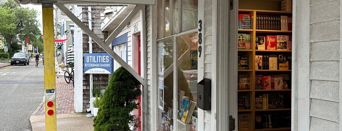East End Books is one of Provincetown ⛵️.