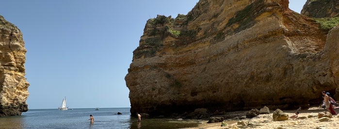 Praia da Balanca is one of Praias do Algarve.
