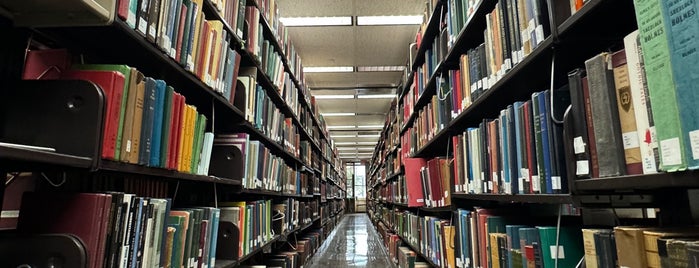 M.D. Anderson Library is one of Places on UH Campus.