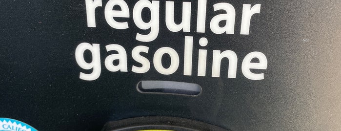 Costco Gasoline is one of สถานที่ที่ Ellia ถูกใจ.