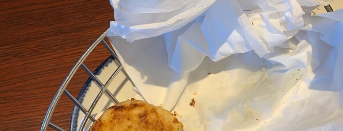 Red Lobster is one of Grab n'Go: Quick Craves.