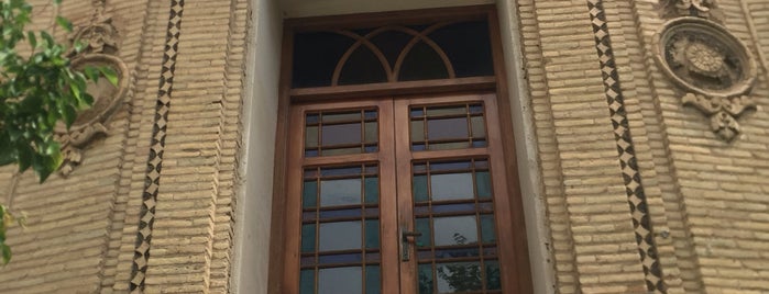 Hasanpour House & Craft Museum | خانه حسن پور و موزه صنایع دستی is one of اراک.
