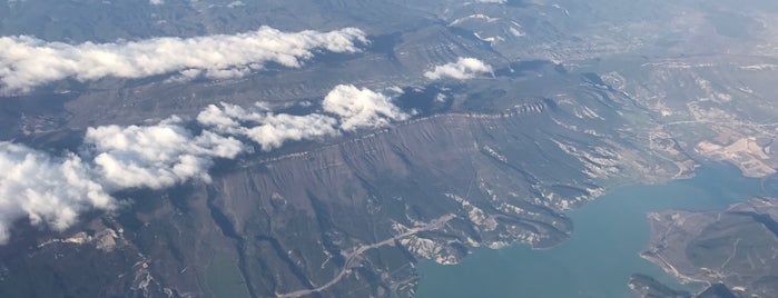 Embalse de Yesa is one of M'ın Beğendiği Mekanlar.