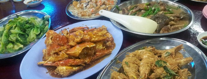 Soon Lai Seafood (顺来本地海鲜) is one of Penang Food.