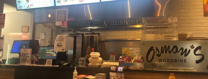 Osmows Shawarma is one of สถานที่ที่ Chyrell ถูกใจ.