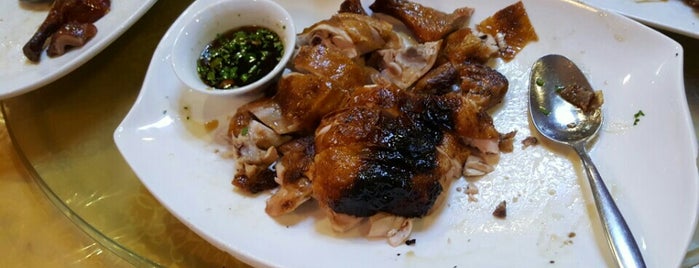 North Lake BBQ Chinese Restaurant is one of Tempat yang Disukai Meidy.