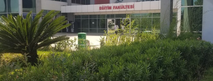 Akdeniz Üniversitesi Eğitim Fakültesi is one of Üni.