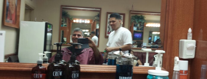 Camelback Barbershop is one of Tannerさんの保存済みスポット.