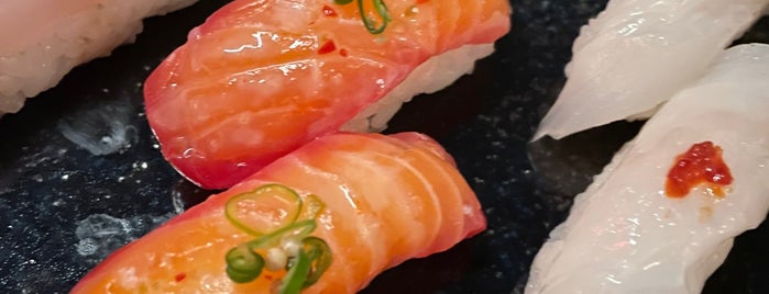 Neighborhood Sushi is one of Posti che sono piaciuti a AKB.