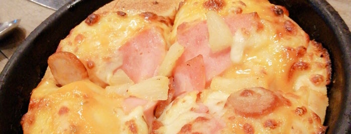 Pizza Hut is one of ꌅꁲꉣꂑꌚꁴꁲ꒒さんのお気に入りスポット.